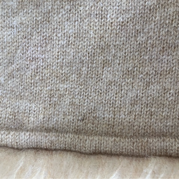 Lily Pulitzer beige cashmere/gold metallic wrap with fringe & buttons - Picture 16 of 16